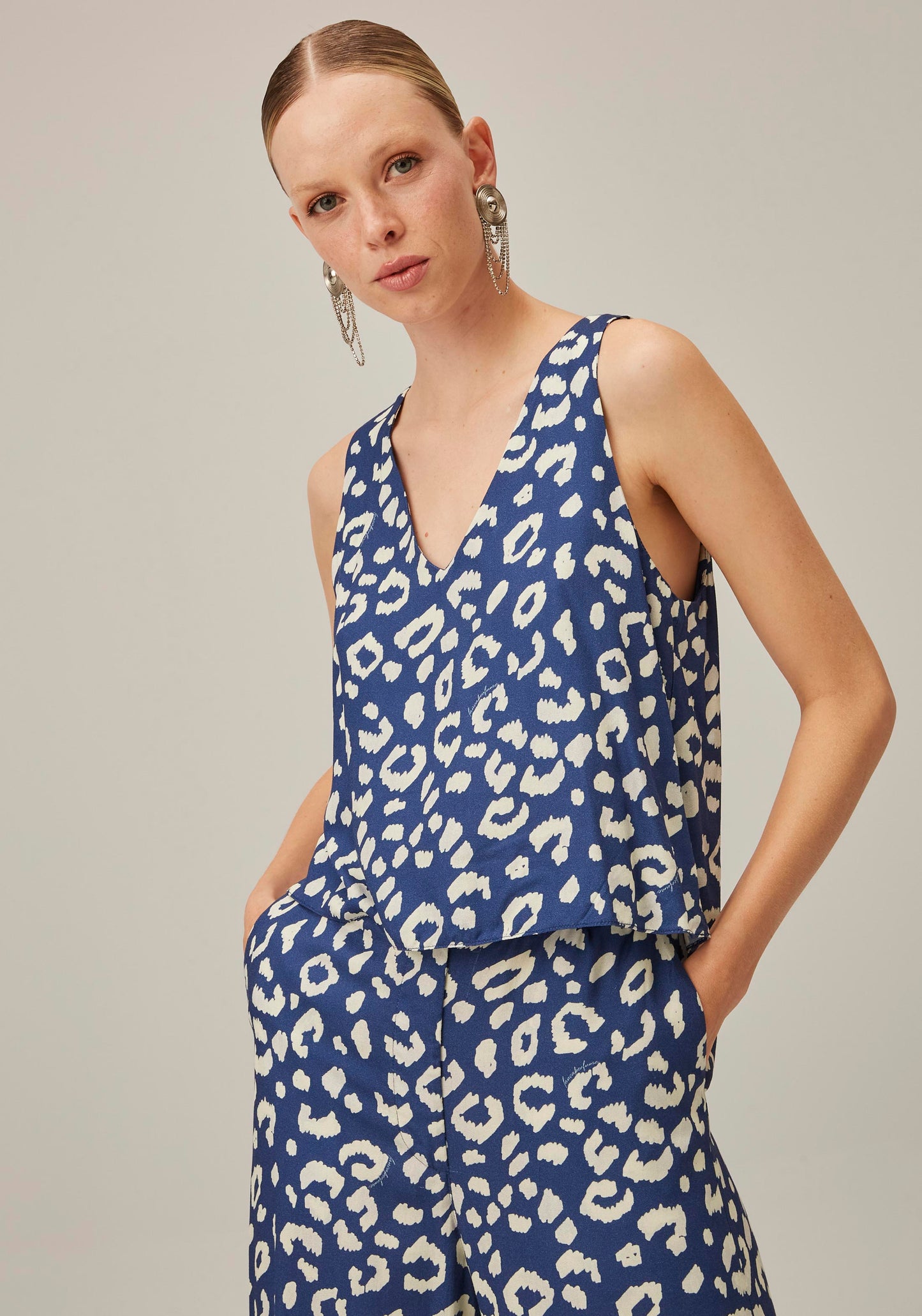 Blusa Sin Mangas Impresa