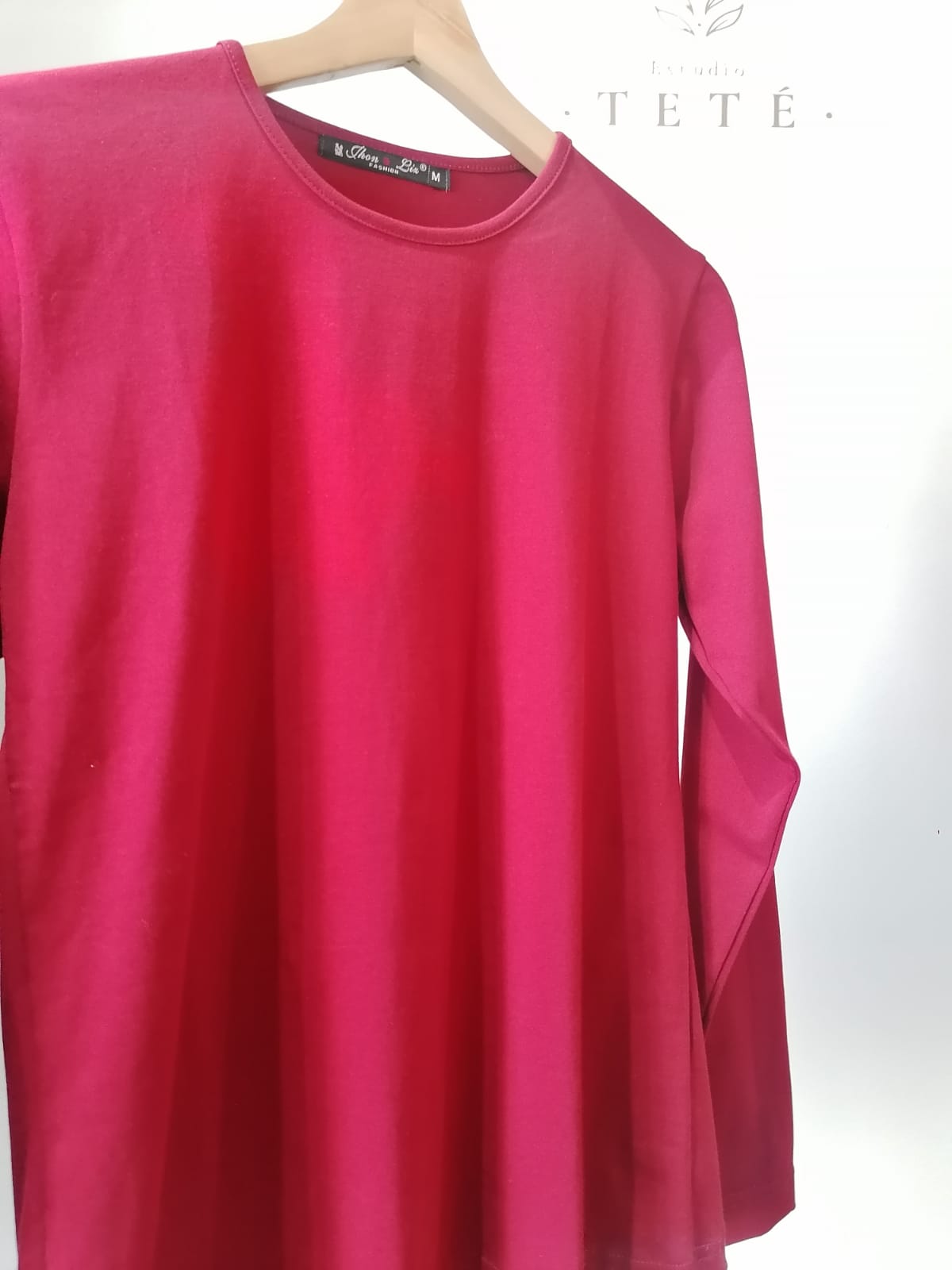 Teté basic invierno cuello redondo color burdeo