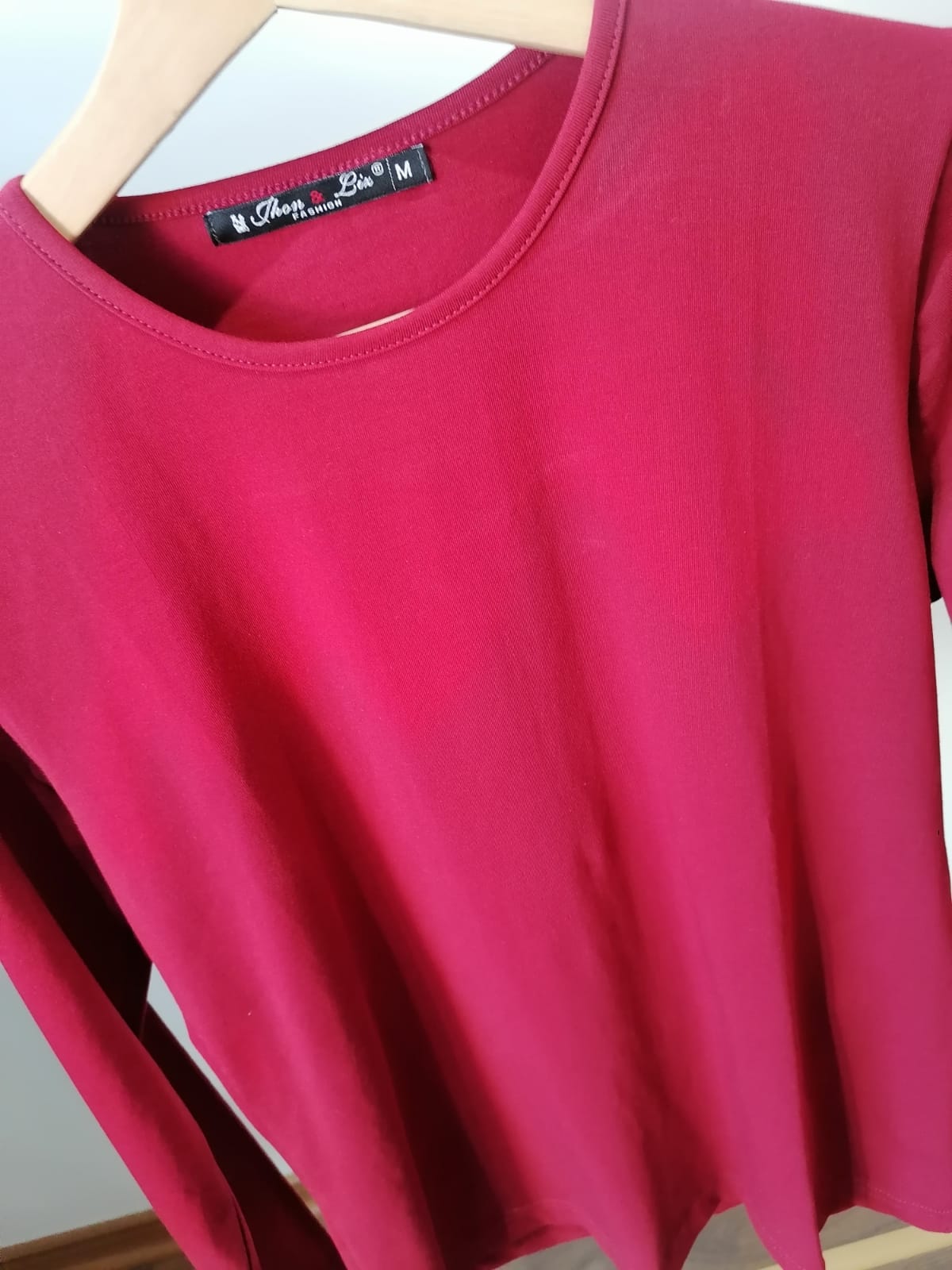 Teté basic invierno cuello redondo color burdeo